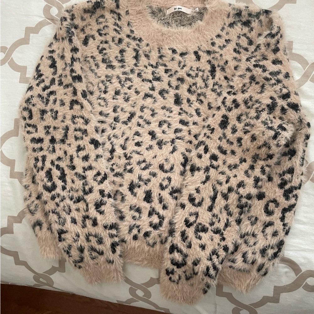 Leopard sweater